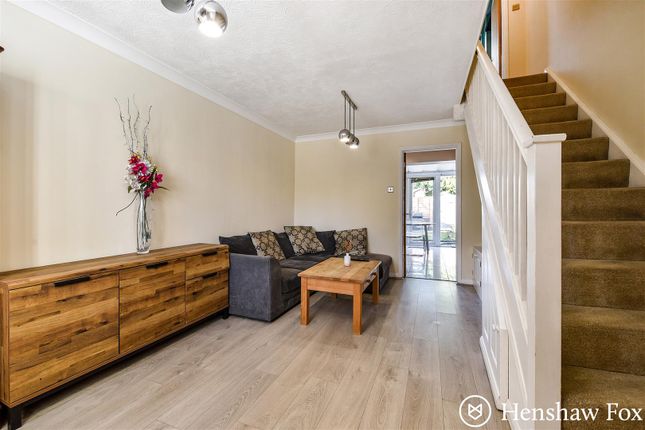 22, Clover Way, Romsey photo 4