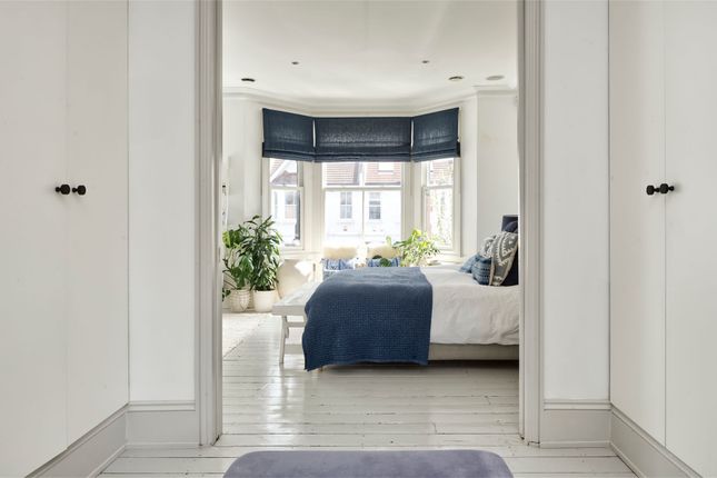 End terrace house for sale in Furness Road, London
