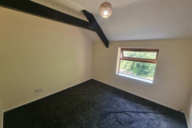 Flat 7, 10-11 Market Place, Coleford photo 5