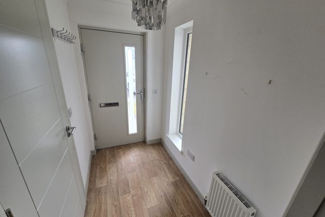 32 Stornoway Drive, Inverness photo 4