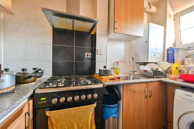 Thumbnail Flat for sale in Reardon House, Wapping E1W, Wapping, London,