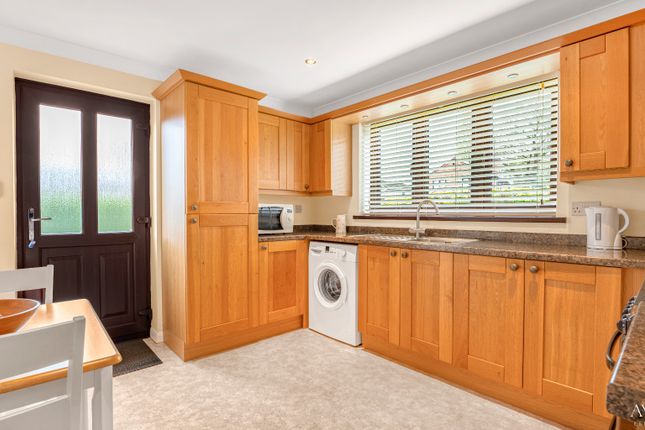 7, Brookfield Close, Ripley photo 3