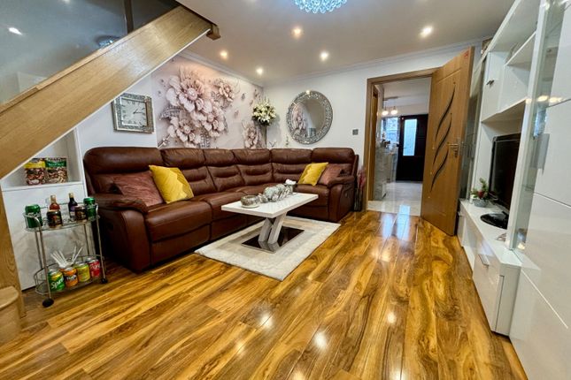 Thumbnail End terrace house to rent in Star Lane, London