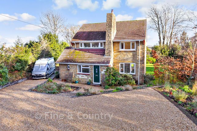 Bowlings, Bedbury Lane, Freshwater photo 2