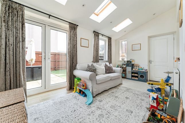 12, Guernsey Way, Ely photo 3