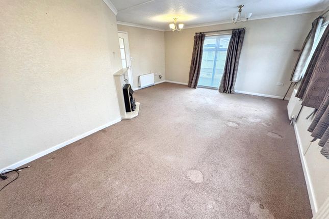 75, Ashgrove Park, Elgin photo 4
