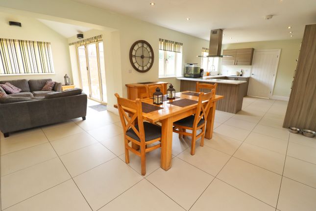 7, Park View Mews, Lincoln photo 3