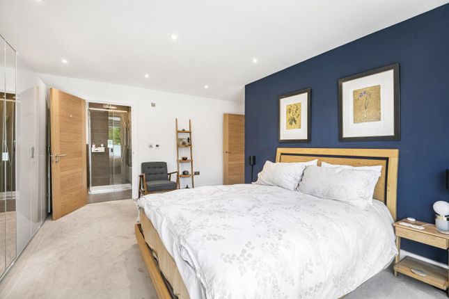 Principal Bedroom Suite