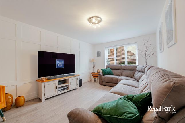 37, Fairhaven, Peterborough photo 5