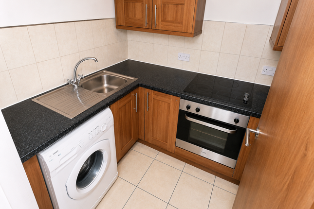 1b Nelson Street, Hyde photo 4