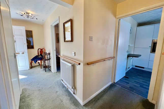 41 Premier Court, Grantham photo 4