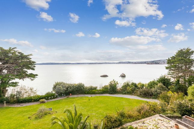 2-bed flat on 1B Imperial Court, Park Hill Road, Torquay, £310,000