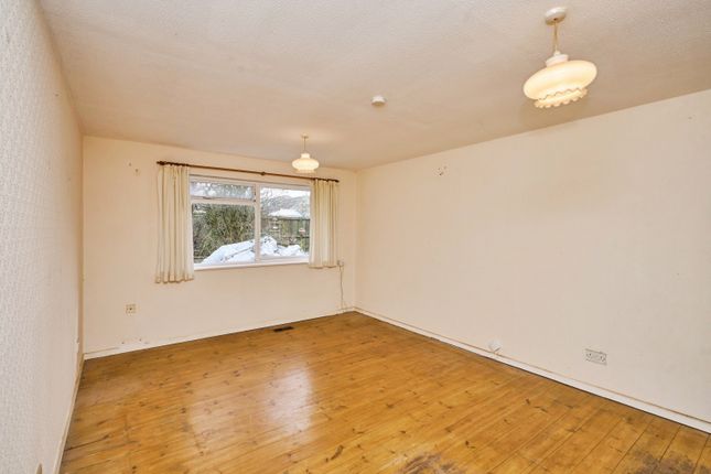12, Ward Close, Newport photo 4