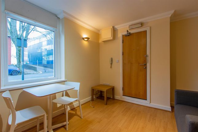 2, 2, Llantwit Street, Cardiff photo 4