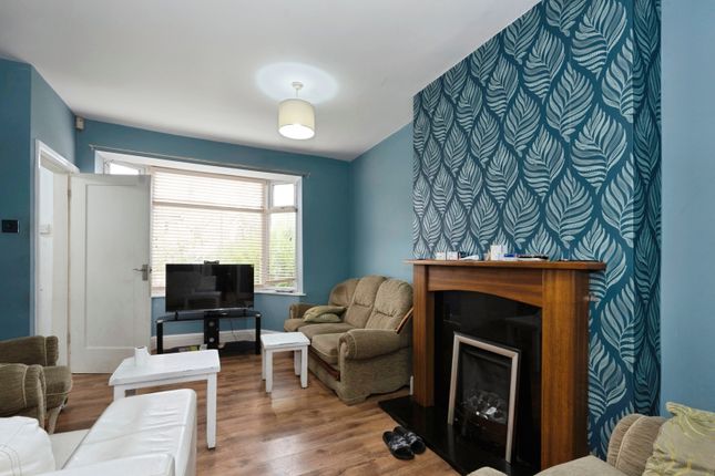 167, Shorrock Lane, Lancashire photo 2