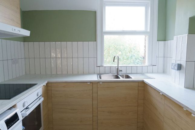 Flat 2, 8, Danesmead Terrace, Kent photo 2