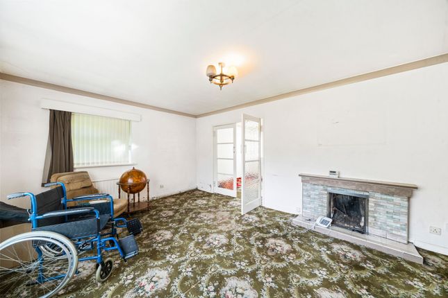 17 Aspull Common, Leigh photo 4
