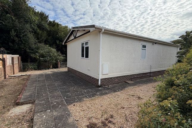 12 Barn Close, Boxhill Road, Tadworth photo 3