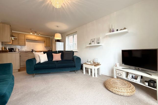 13 Tir Founder Fields, Aberdare photo 4