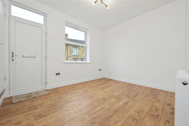 7, Roberts Street, Leeds photo 2