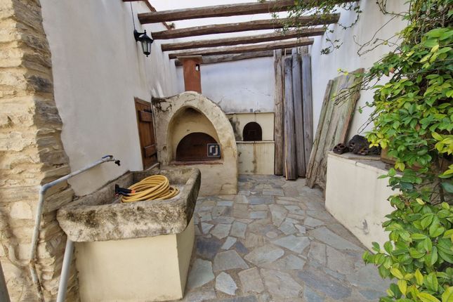 Villa for sale in Kalavasos, Cyprus
