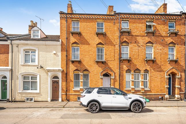 Thumbnail Town house for sale in Cyril Street, Northampton