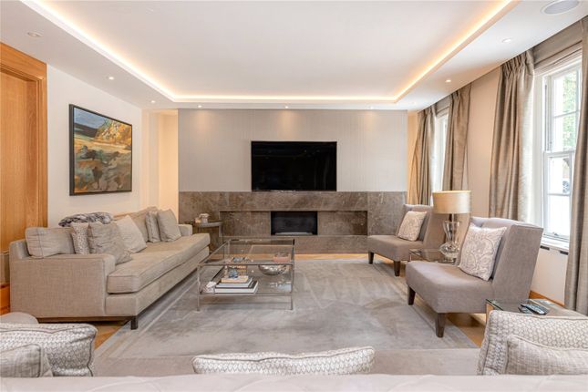Flat 3, 46, Upper Grosvenor Street, London photo 3