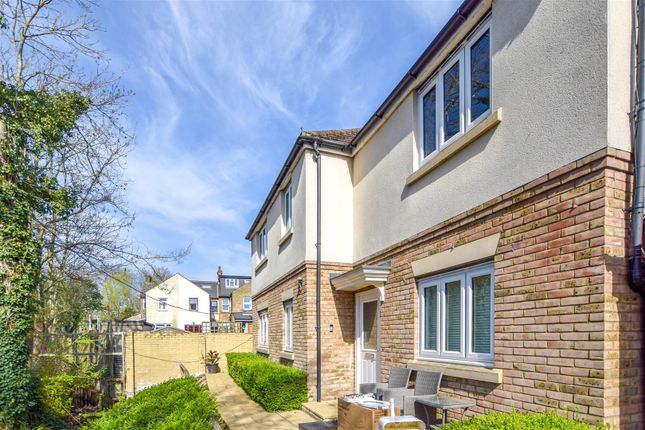 Thumbnail Flat for sale in Marston Road, Hoddesdon