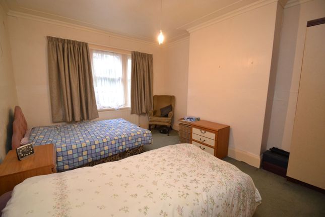 Flat for sale in Sherborne Road, Idle, Bradford