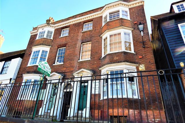 Flat to rent in St. Margarets Banks, High Street, Rochester