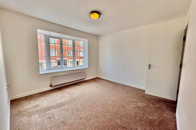 35, Columbus Avenue, Brierley Hill photo 5