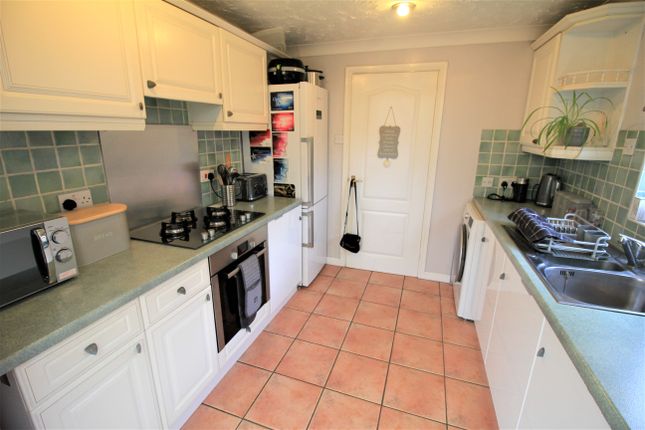59, Churchfields, Hethersett photo 5
