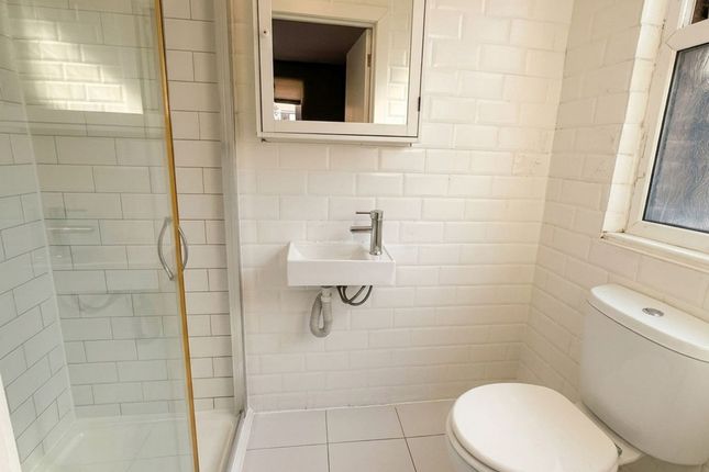25, Avondale Road, Luton, LU1 photo 4