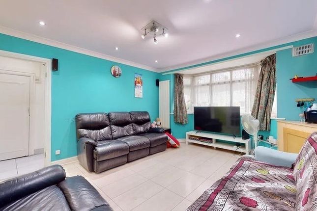 3, Kings Road, Harrow photo 2