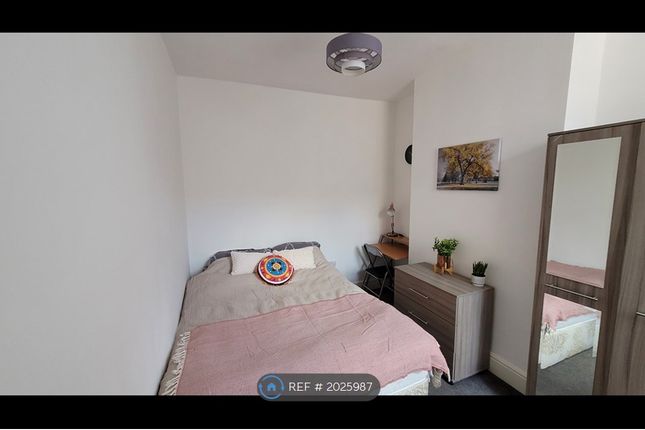 Room to rent in Kelso Road, Liverpool