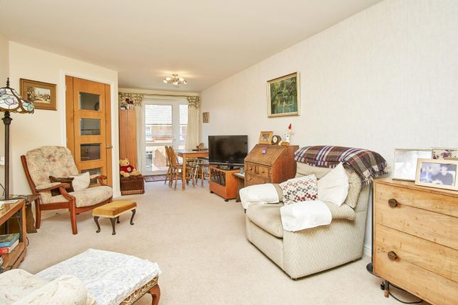 Flat for sale in Foxes Road, Newport
