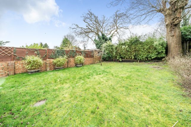 Semi-detached house for sale in Hawthorn Close, Dunstable, Bedfordshire