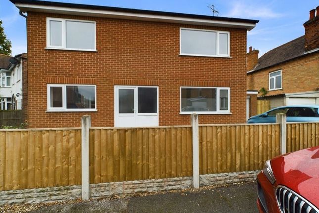 112579_Qwl240530_L_Img_00_0000