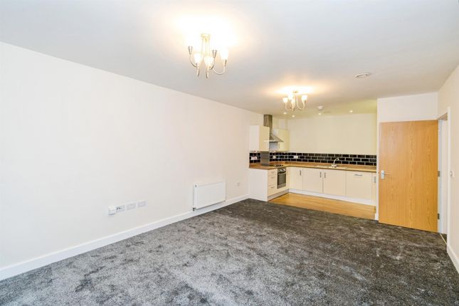 Flat 5, 10, Archers Road, Southampton photo 3