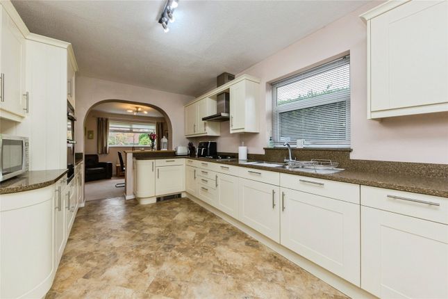 70, Dunnocksfold Road, Staffordshire photo 3