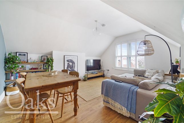 Flat for sale in Conyers Road, London