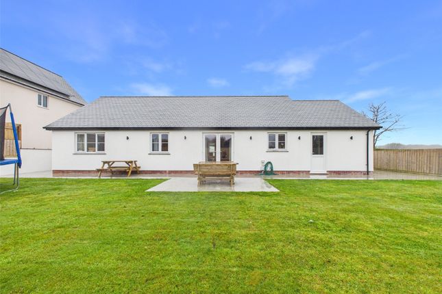 3-bed house on 11, Long Park Drive, Holsworthy, £400,000