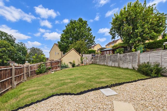 31, Swifts Hill View, Stroud photo 2