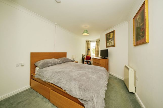 5, Sudweeks Court, Devizes photo 4
