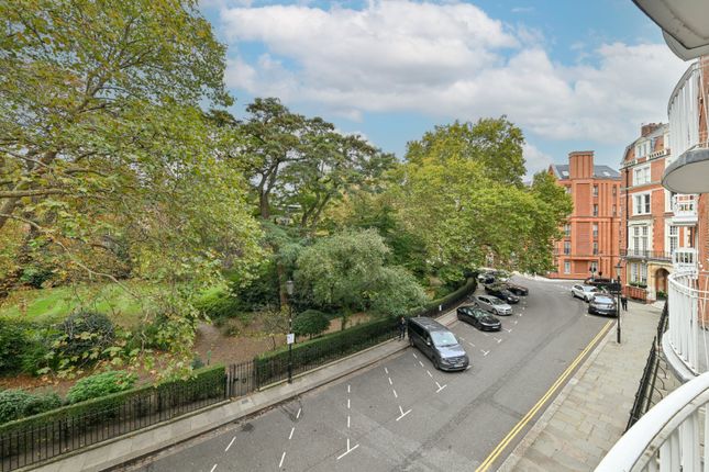 Flat 6, Denbigh House, 8-13, Hans Place, London photo 3