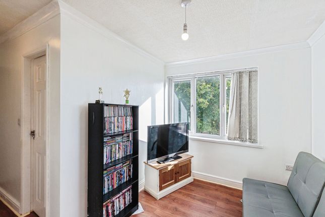 8, Westlands Court, Lancashire photo 2