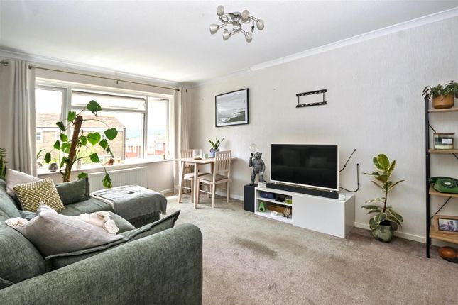 16b, Primrose Close, Eastbourne photo 3