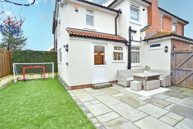 1 Hillside Road, Harrogate photo 4