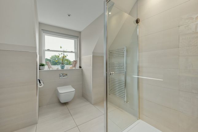 Bed 3 En Suite
