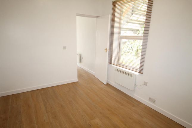 Bedroom Pic 2.Jpg